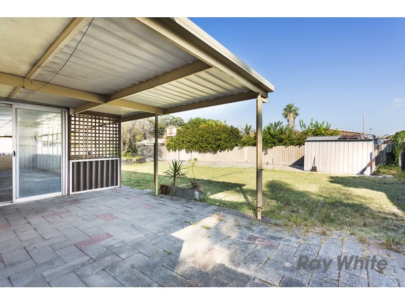 9 Scole Place, Huntingdale WA 6110