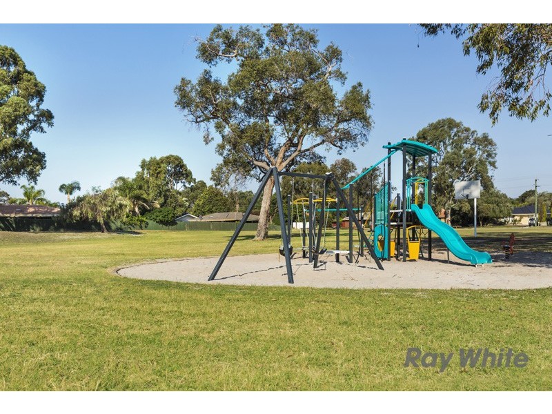 9 Scole Place, Huntingdale WA 6110