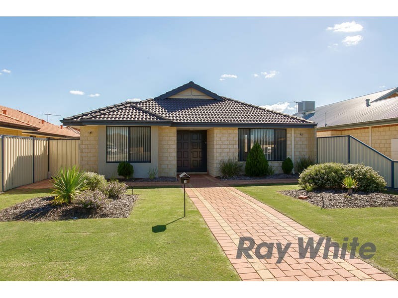 3 Sweetwater Bend, Success WA 6164