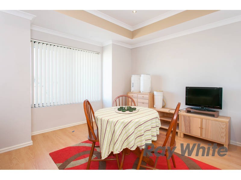 3 Sweetwater Bend, Success WA 6164