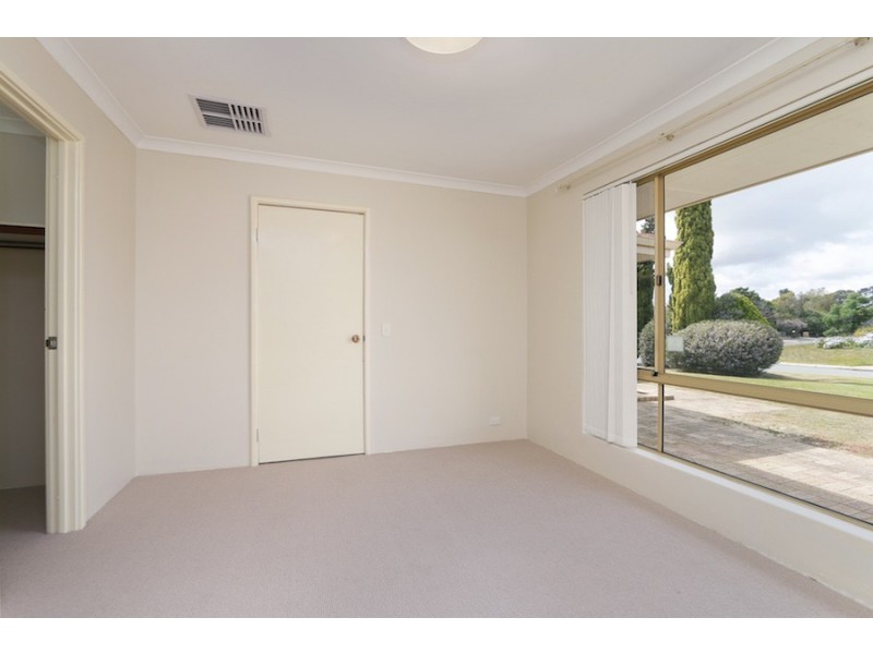 1 Sierra Chase, Leeming WA 6149