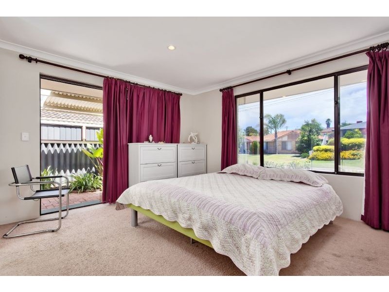 4 Curalo Mews, South Lake WA 6164