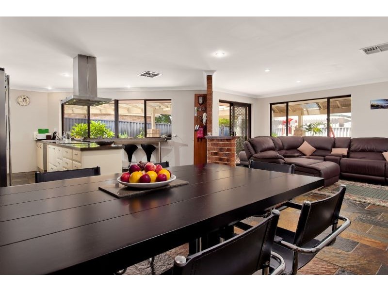 4 Curalo Mews, South Lake WA 6164