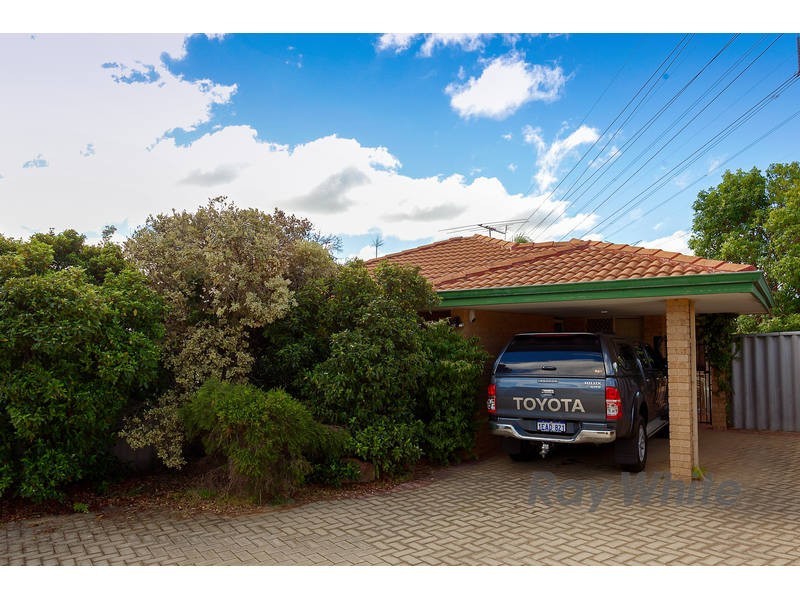 2/16 Rambutan Place, South Lake WA 6164
