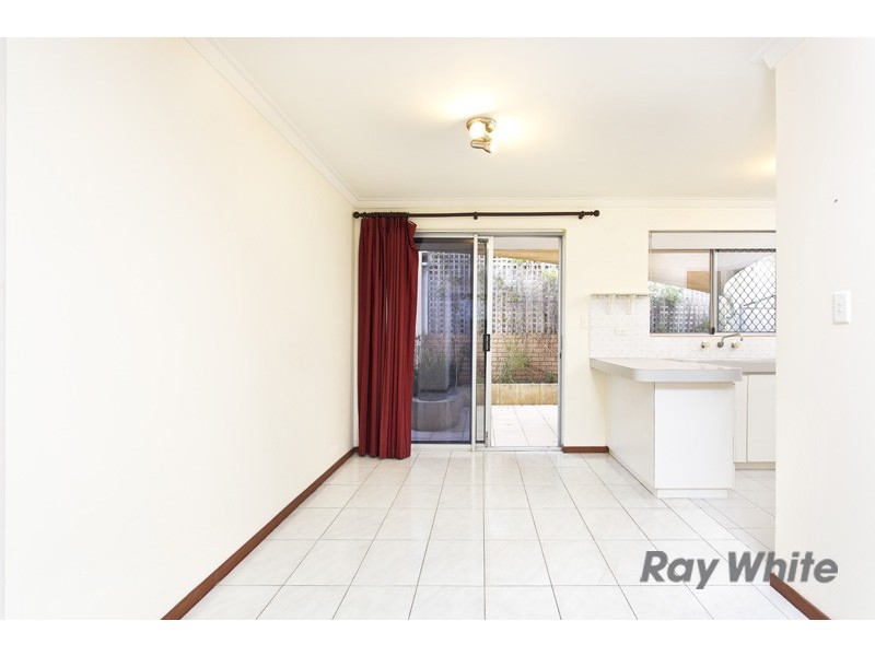 6/6-8 Pinewood Avenue, Kardinya WA 6163