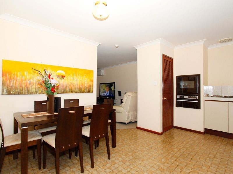 2/1-3 Ince Rd, Attadale WA 6156