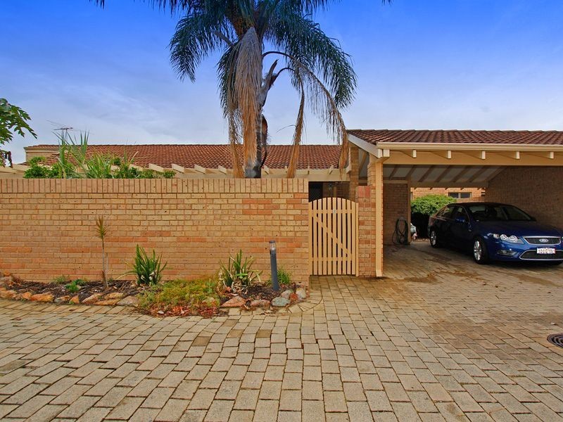 2/1-3 Ince Rd, Attadale WA 6156