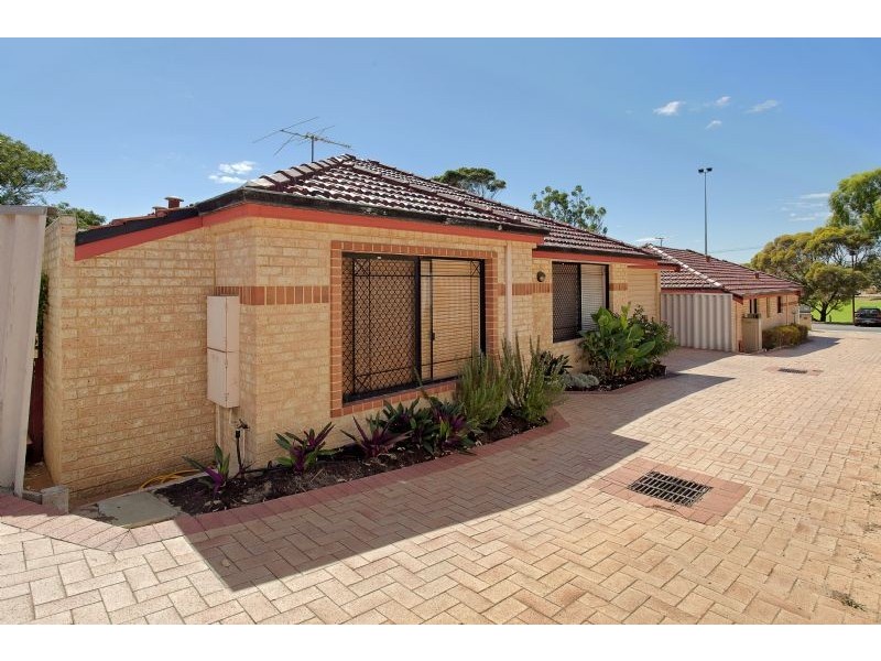 2/22 Webber Street, Willagee WA 6156