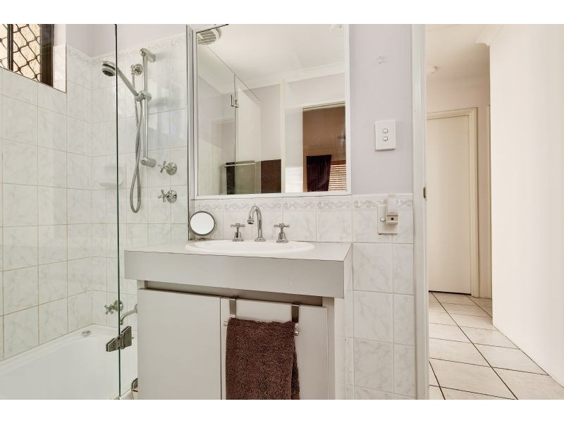 2/22 Webber Street, Willagee WA 6156