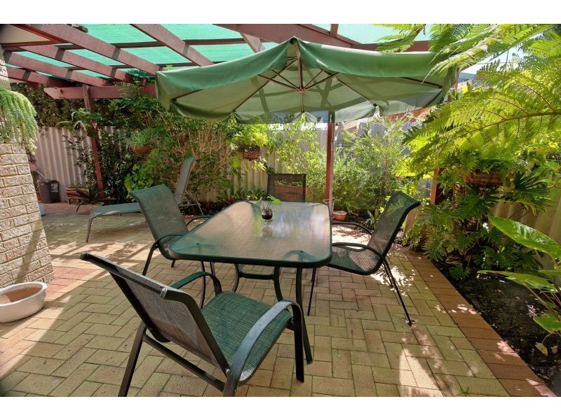 2/22 Webber Street, Willagee WA 6156
