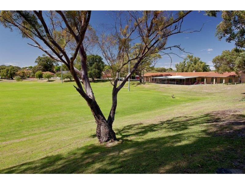 2/22 Webber Street, Willagee WA 6156