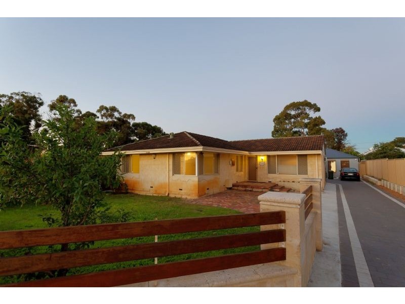 4A Walker Court, Kardinya WA 6163