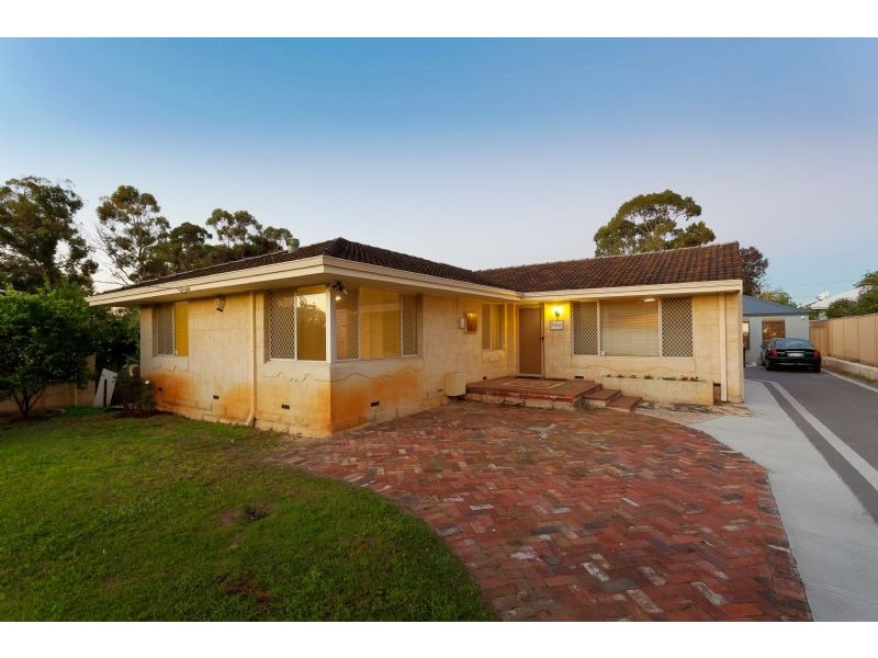 4A Walker Court, Kardinya WA 6163
