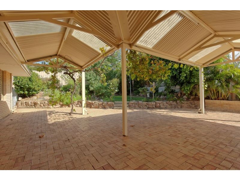 20 Masefield Ave, North Lake WA 6163