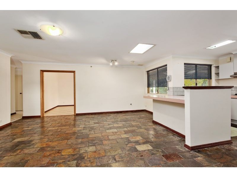 20 Masefield Ave, North Lake WA 6163