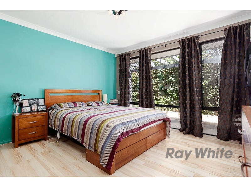 16 Fairmount Close, Bibra Lake WA 6163