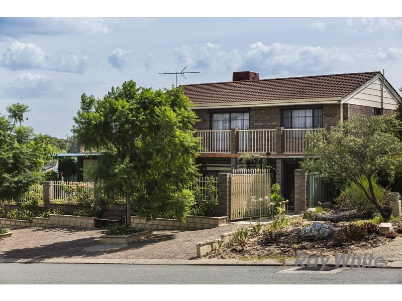 25 Needwell Road, Bibra Lake WA 6163