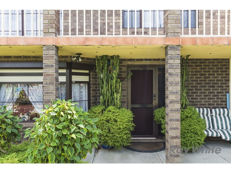 25 Needwell Road, Bibra Lake WA 6163