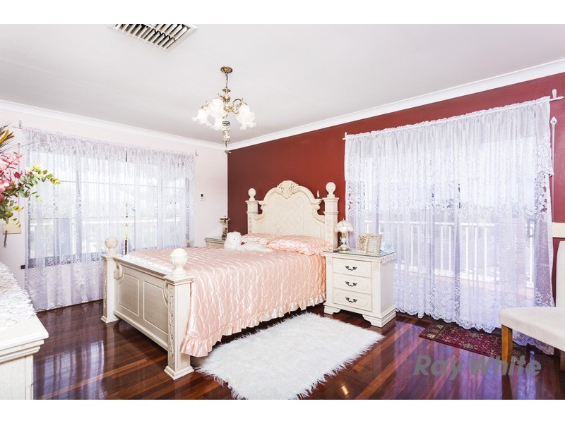 25 Needwell Road, Bibra Lake WA 6163