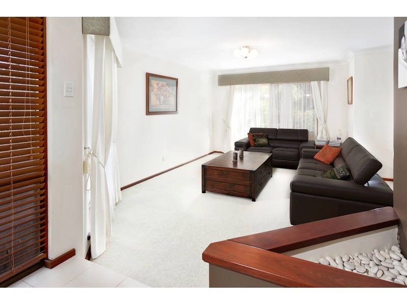 10 Levey Rise, Winthrop WA 6150