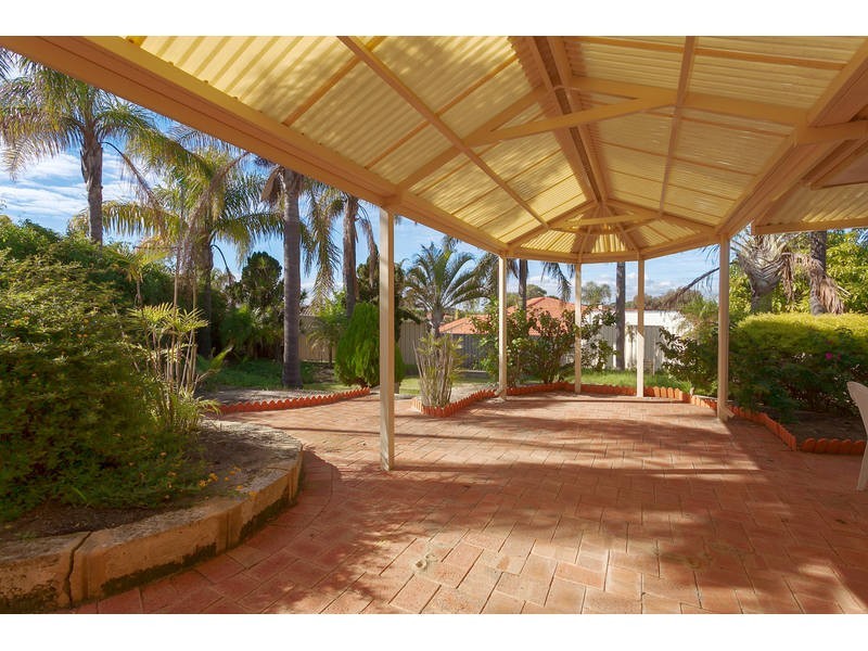 10 Levey Rise, Winthrop WA 6150