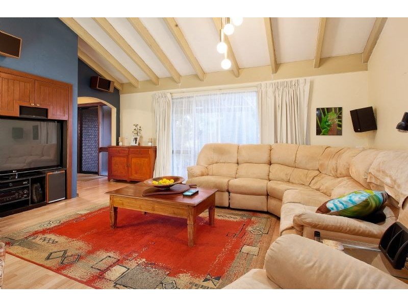 15 Stone Court, Kardinya WA 6163