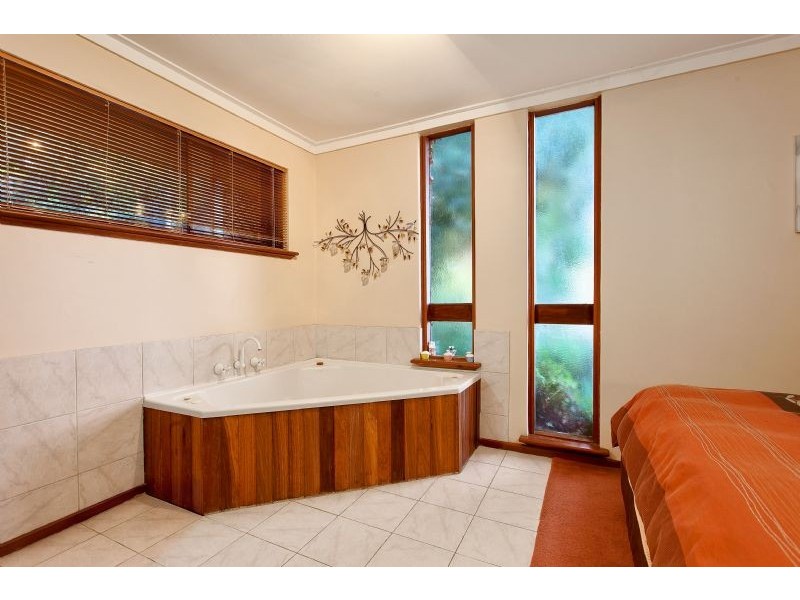 15 Stone Court, Kardinya WA 6163