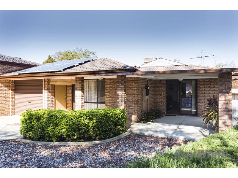 8B Moennich Court, Coolbellup WA 6163