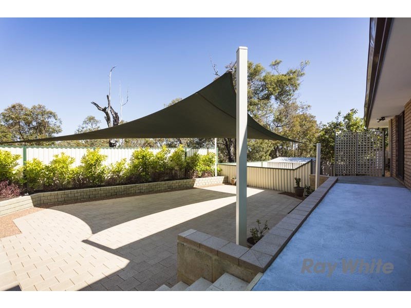8B Moennich Court, Coolbellup WA 6163