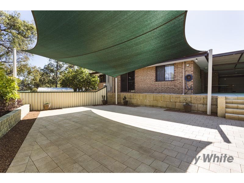 8B Moennich Court, Coolbellup WA 6163