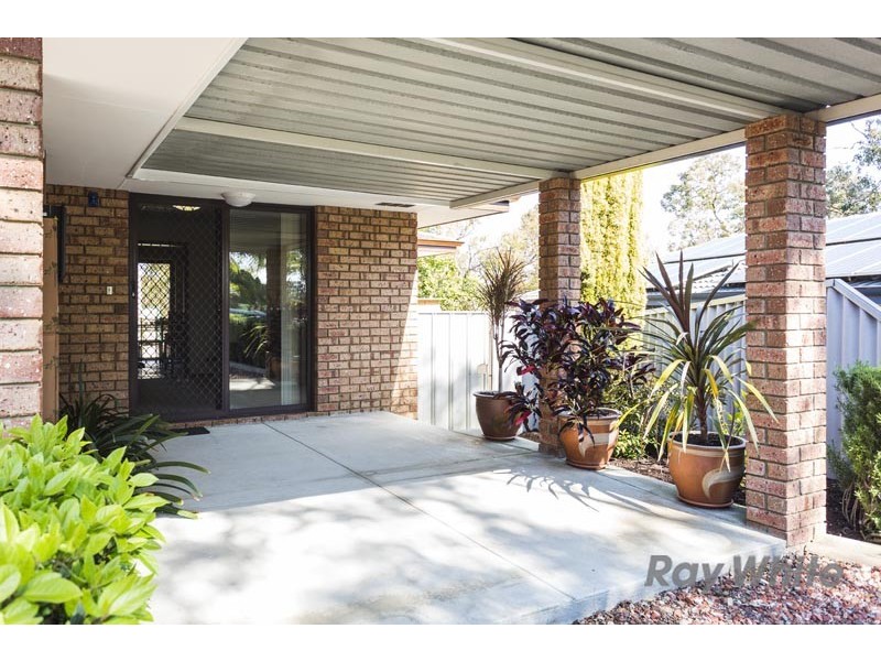 8B Moennich Court, Coolbellup WA 6163