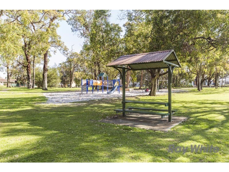 8B Moennich Court, Coolbellup WA 6163