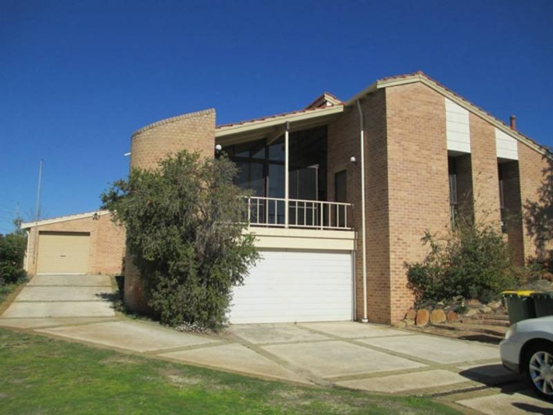 5 Terry Road, Leeming WA 6149