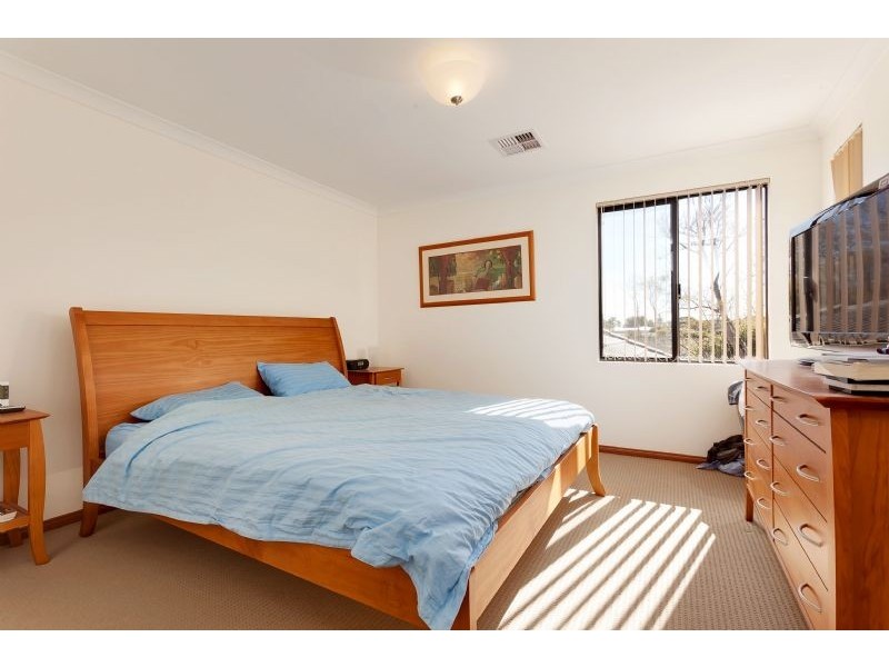 15A Hutchings Way, Kardinya WA 6163