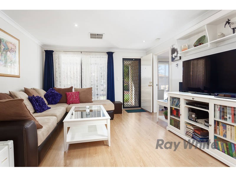 24 Beedelup Loop, Bibra Lake WA 6163