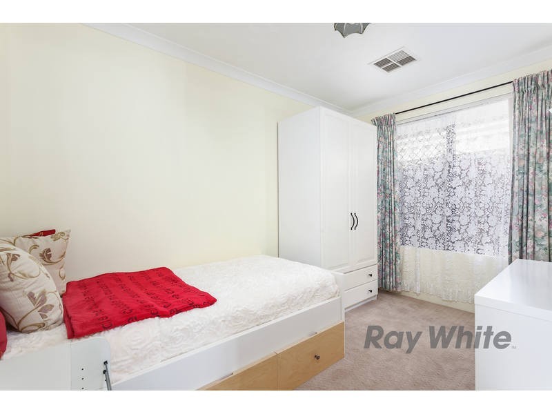 24 Beedelup Loop, Bibra Lake WA 6163