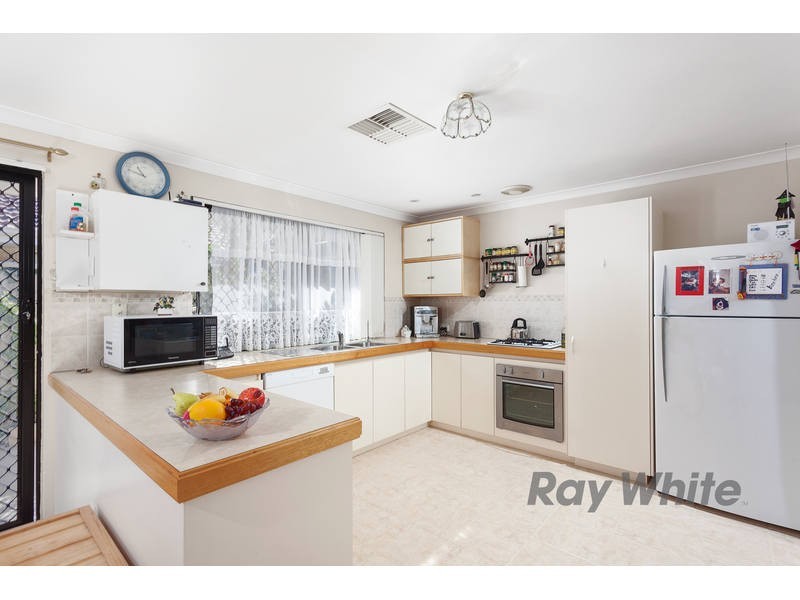 24 Beedelup Loop, Bibra Lake WA 6163