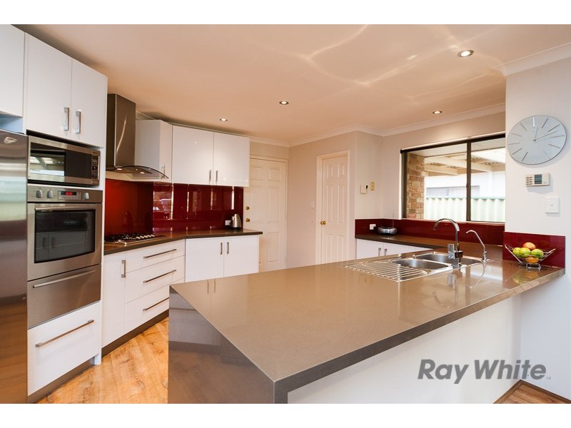 23 McMahon Way, Kardinya WA 6163