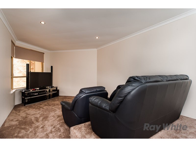 23 McMahon Way, Kardinya WA 6163