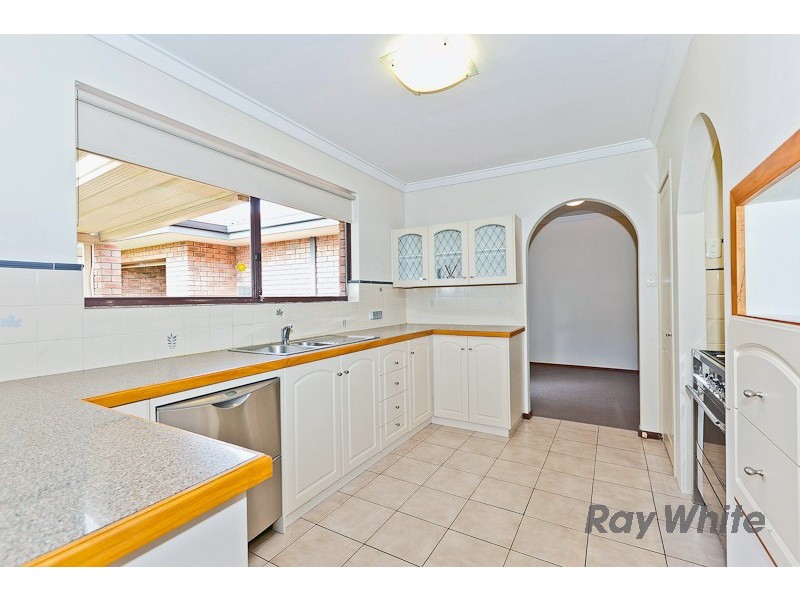 69 McBeth Way, Kardinya WA 6163