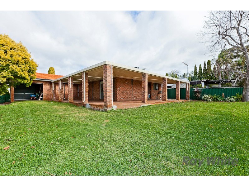 69 McBeth Way, Kardinya WA 6163