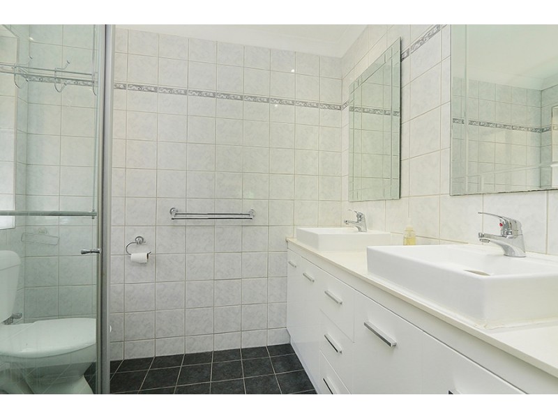 4 Coombs Place, Bateman WA 6150