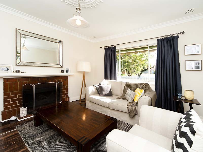 1 Holmes Place, Hilton WA 6163