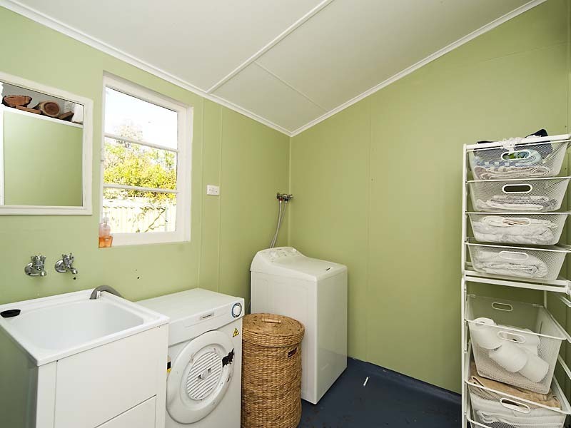 1 Holmes Place, Hilton WA 6163