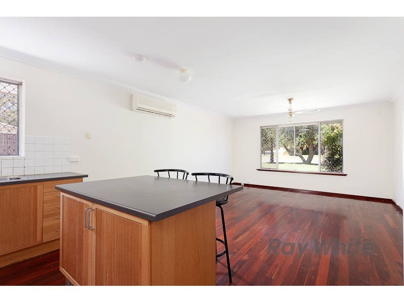 18A Hutchings Way, Kardinya WA 6163