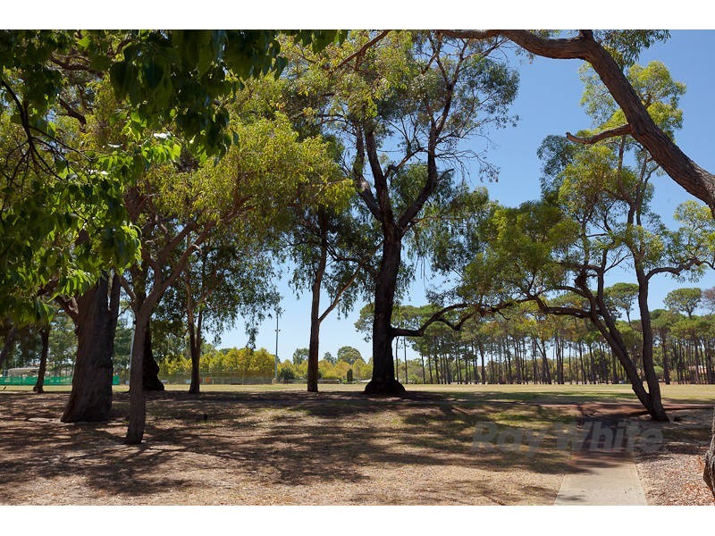 18A Hutchings Way, Kardinya WA 6163