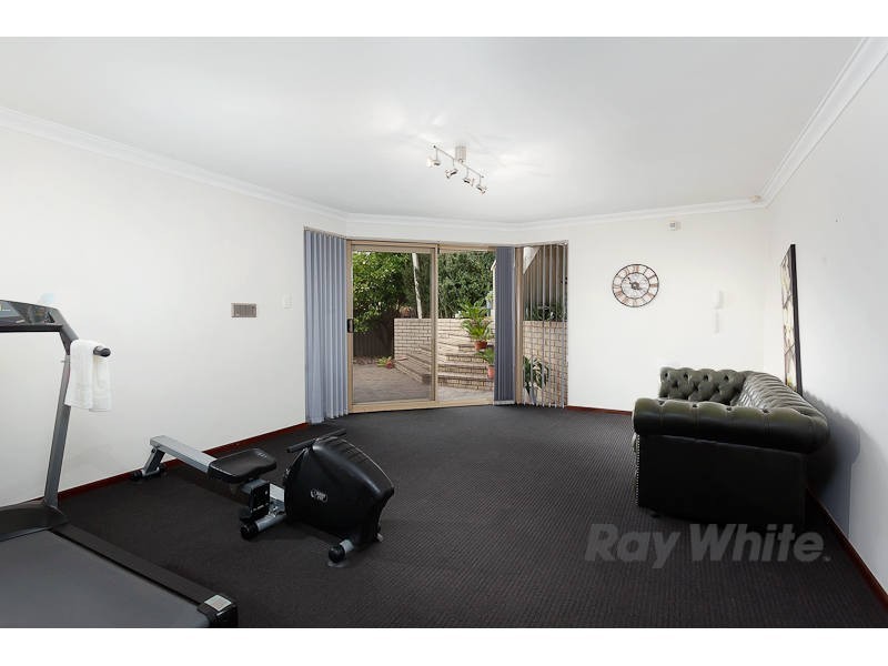9 Ross Rd, Kardinya WA 6163