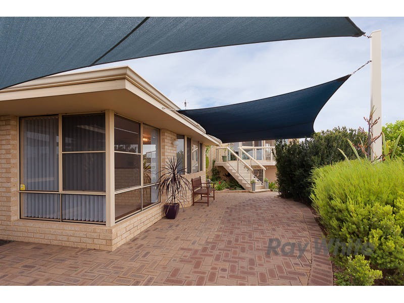 9 Ross Rd, Kardinya WA 6163