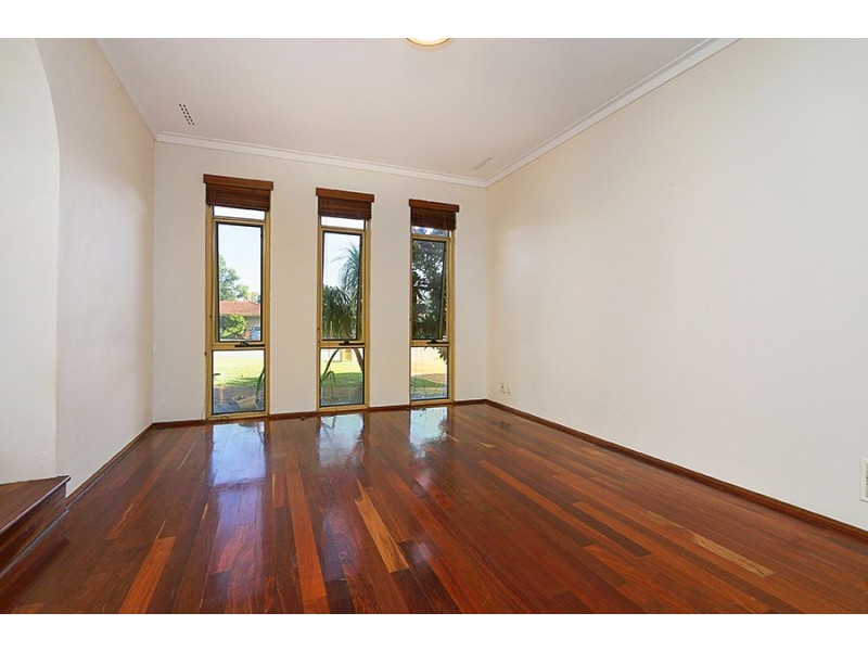 12 Kidson Street, Kardinya WA 6163