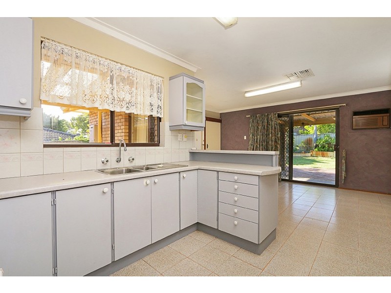 12 Kidson Street, Kardinya WA 6163